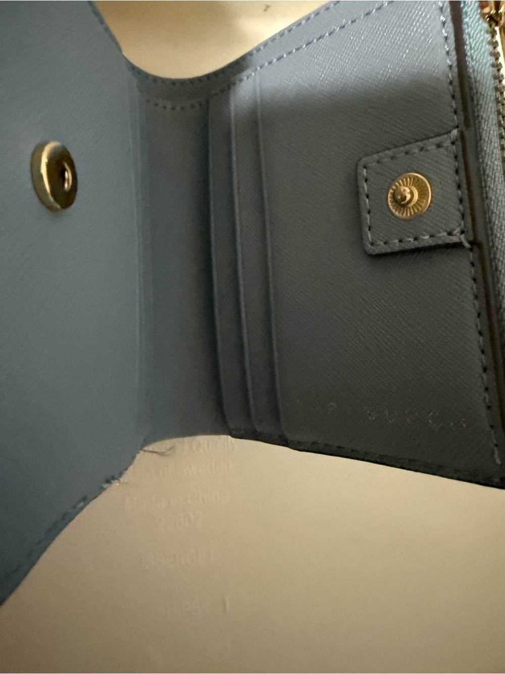 Tory Burch blue with Gold Logo - Picture 5 of 6
